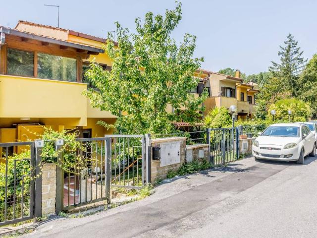 Villa Indipendente in vendita a Roma Capitale, Lazio