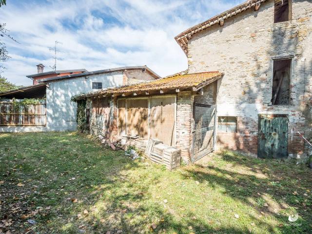 Villa Indipendente in vendita a Unione dei comuni del Distretto Ceramico, Maranello
