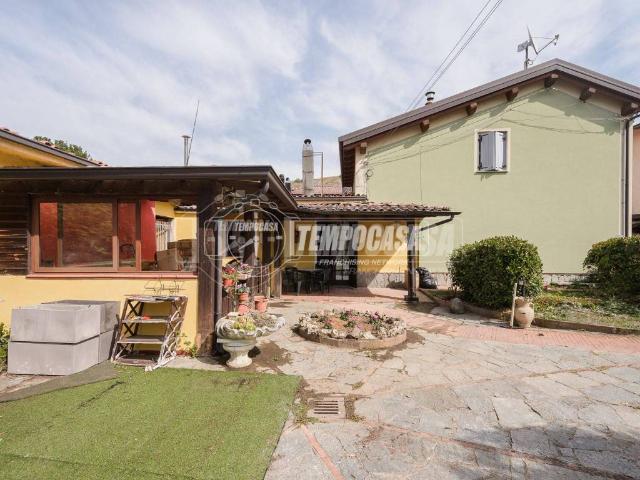 Villa Indipendente in vendita a San Venanzio, Maranello