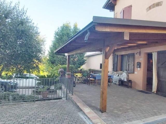 Villa Indipendente in vendita a Unione dei comuni del Distretto Ceramico, Maranello