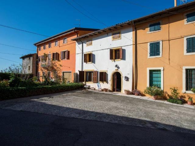 Villa Indipendente in vendita a Marano Di Valpolicella, Veneto