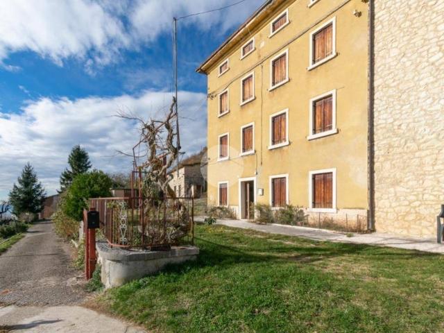 Villa Indipendente in vendita a Marano Di Valpolicella, Veneto