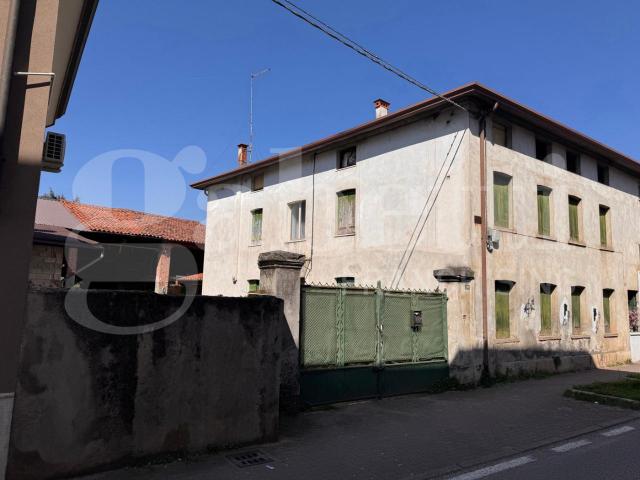 Villa Indipendente in vendita a Marano Vicentino, Veneto