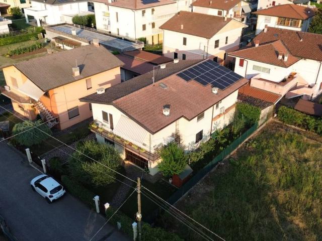 Villa Indipendente in vendita a Marano Vicentino, Veneto