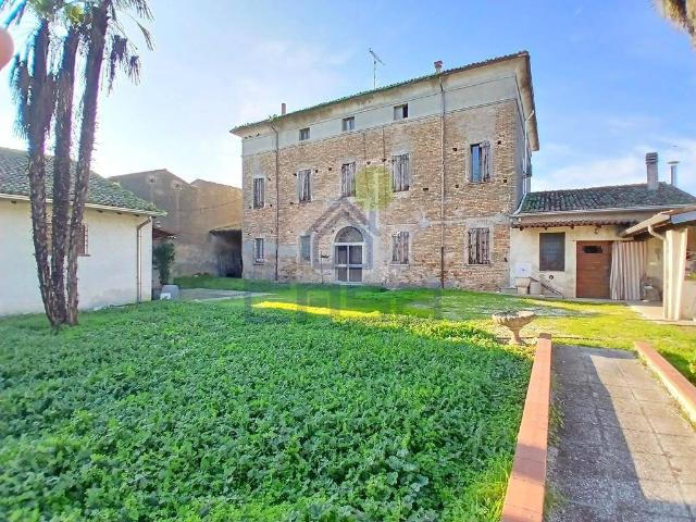 Villa Indipendente in vendita a Marcaria, Lombardia