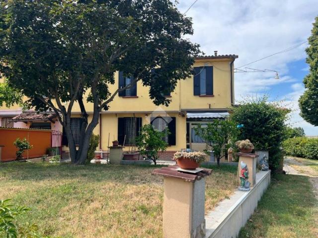 Villa Indipendente in vendita a Marcaria, Lombardia