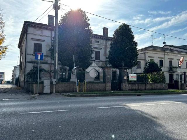 Villa Indipendente in vendita a Marcaria, Lombardia