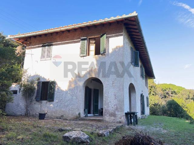 Villa Indipendente in vendita a Spartaia, Marciana