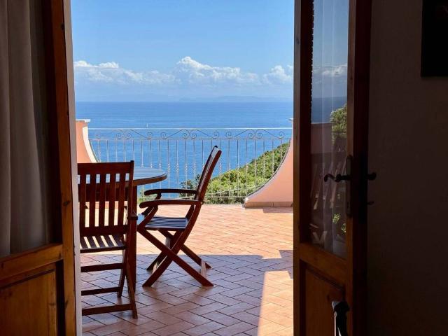 Villa Indipendente in vendita a Sant'Andrea, Marciana