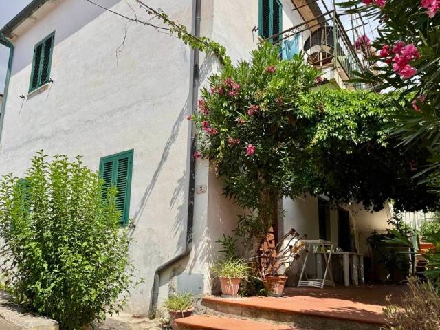 Villa Indipendente in vendita a Pomonte, Marciana