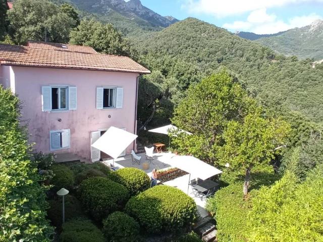 Villa Indipendente in vendita a Il Tasso, Marciana