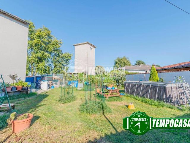 Villa Indipendente in vendita a Marcignago, Pavia