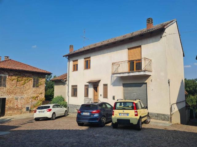 Villa Indipendente in vendita a Piemonte, Asti