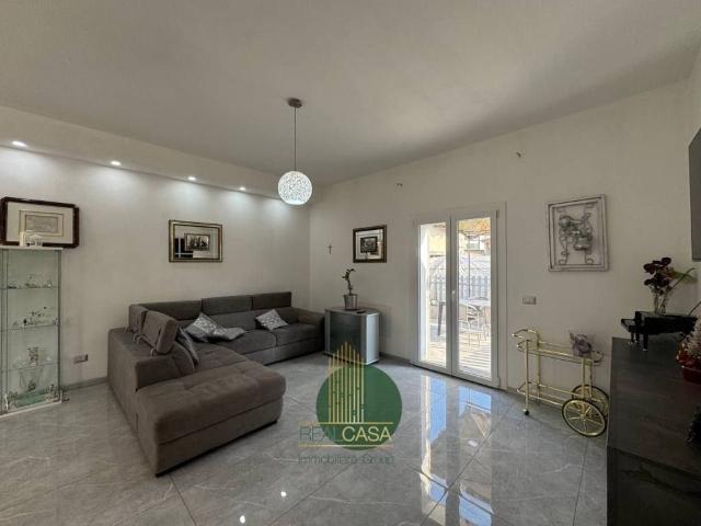 Villa Indipendente in vendita a Mariano Comense, Como