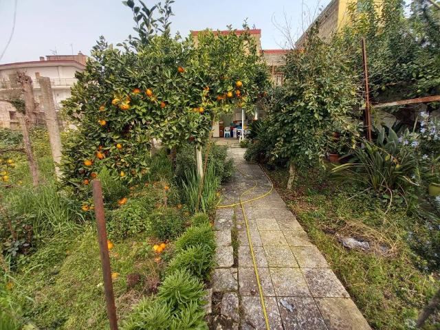 Villa Indipendente in vendita a Marigliano, Campania