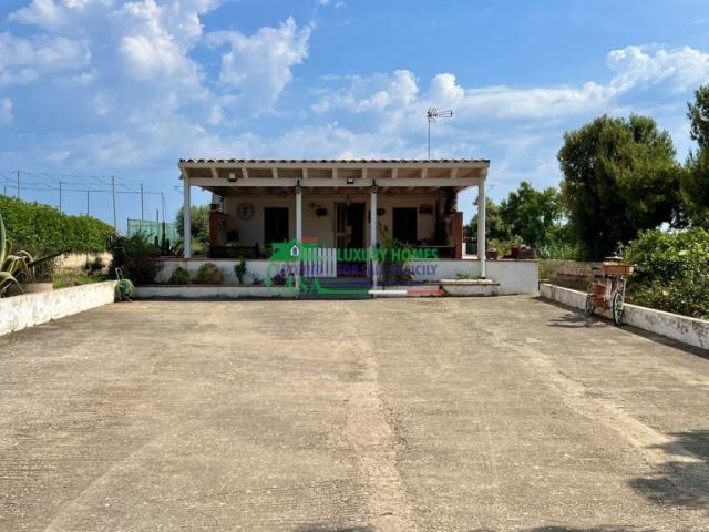 Villa Indipendente in vendita a Ragusa, Sicilia