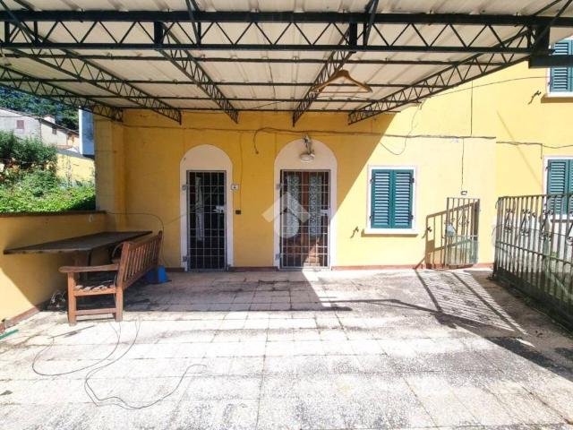 Villa Indipendente in vendita a Marliana, Piangrande