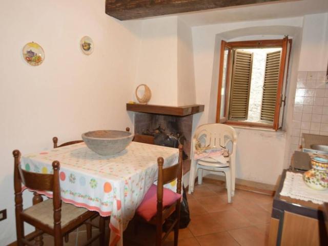 Villa Indipendente in vendita a Marliana, Pistoia