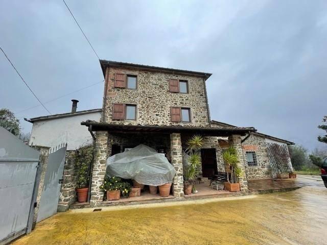 Villa Indipendente in vendita a Alteto, Marliana