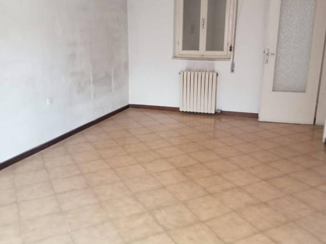 Villa Indipendente in vendita a Marmirolo, Lombardia