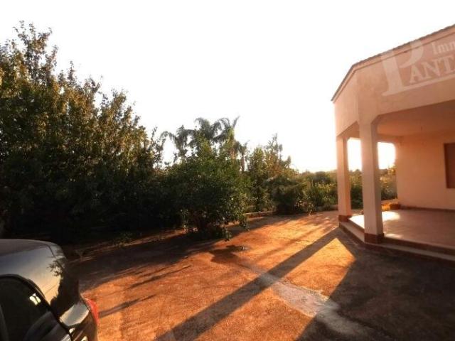 Villa Indipendente in vendita a Marsala, Sicilia