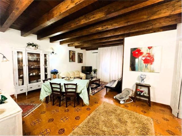 Villa Indipendente in vendita a Marsala, Sicilia