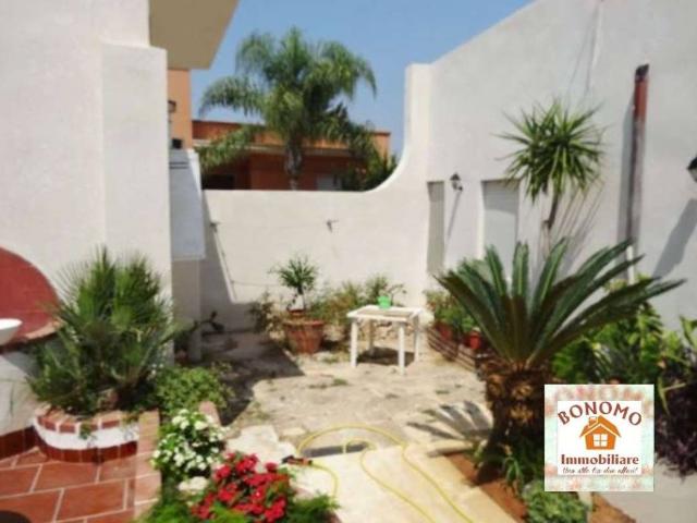 Villa Indipendente in vendita a Strasatti, Marsala