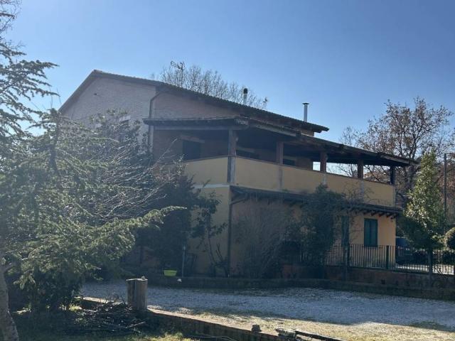 Villa Indipendente in vendita a Castiglione della Valle, Marsciano