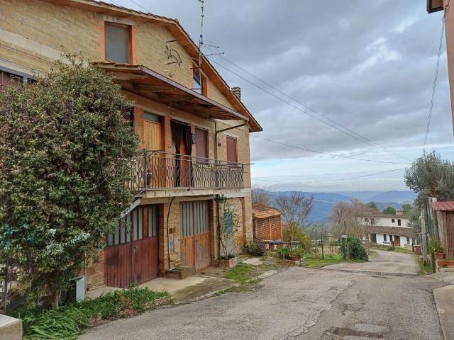 Villa Indipendente in vendita a Marsciano, Umbria