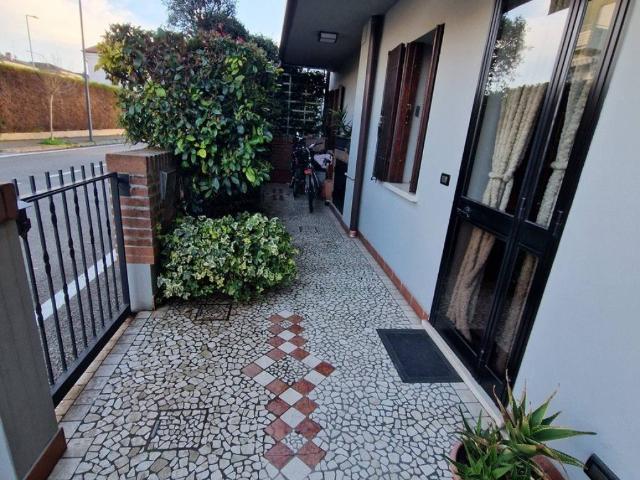Villa Indipendente in vendita a Martellago, Veneto