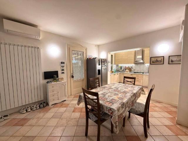 Villa Indipendente in vendita a Martellago, Veneto