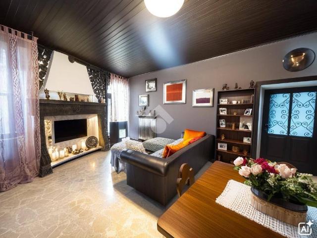 Villa Indipendente in vendita a Martinengo, Lombardia