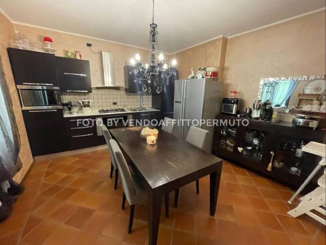 Villa Indipendente in vendita a Martinengo, Lombardia
