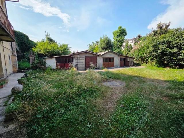 Villa Indipendente in vendita a Martinengo, Lombardia
