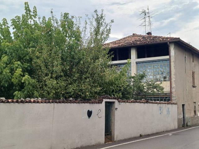 Villa Indipendente in vendita a Martinengo, Lombardia