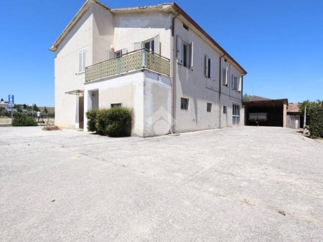 Villa Indipendente in vendita a Unione dei Comuni della Val Vibrata, Martinsicuro