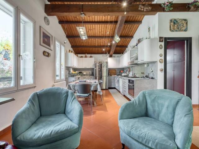 Villa Indipendente in vendita a Unione dell'Appennino Bolognese, Marzabotto