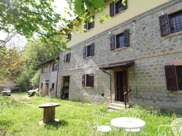 Villa Indipendente in vendita a Unione dell'Appennino Bolognese, Marzabotto