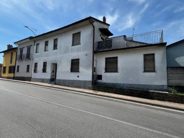 Villa Indipendente in vendita a Marzano, Lombardia
