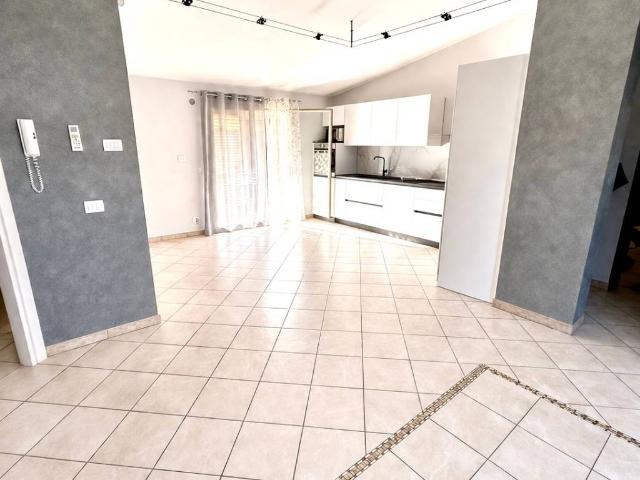 Villa Indipendente in vendita a Mascali, Sicilia