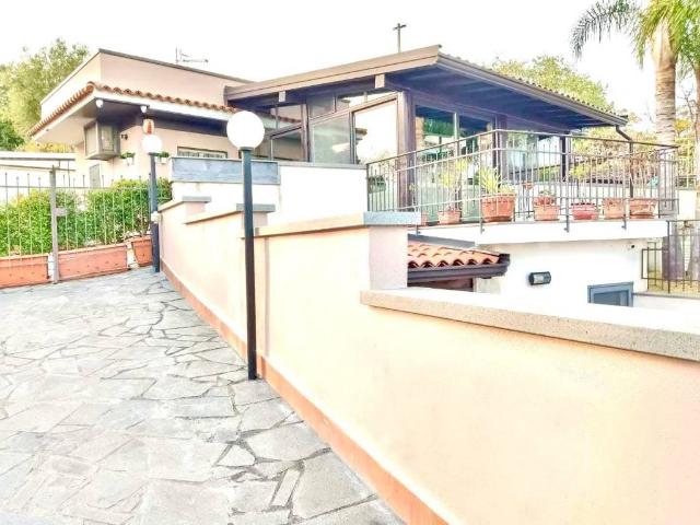 Villa Indipendente in vendita a Mascali, Sicilia