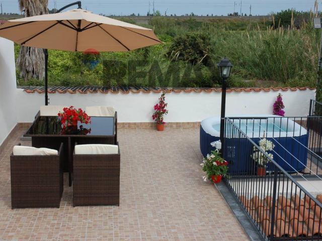 Villa Indipendente in vendita a Mascali, Sicilia