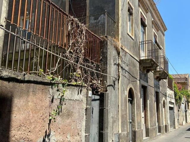 Villa Indipendente in vendita a Mascalucia, Sicilia