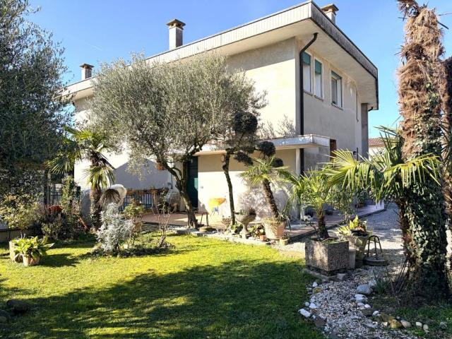 Villa Indipendente in vendita a Maserà Di Padova, Veneto