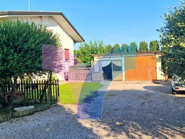 Villa Indipendente in vendita a Varago, Maserada sul Piave