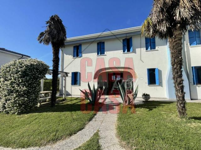 Villa Indipendente in vendita a Castelbaldo, Veneto