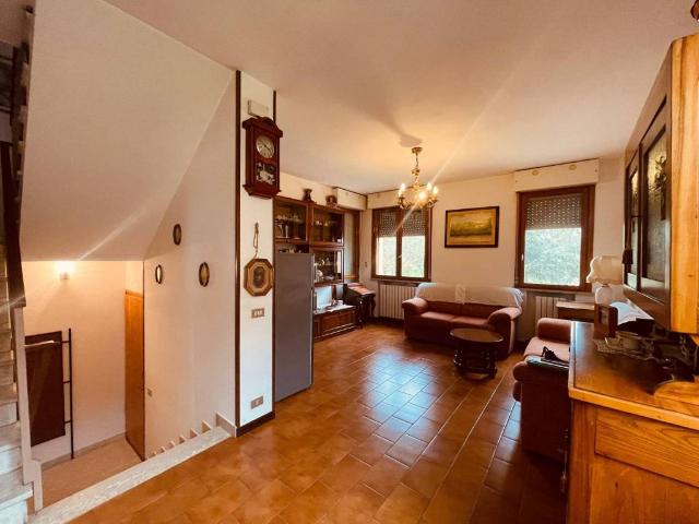 Villa Indipendente in vendita a Masi Torello, Reggio Emilia