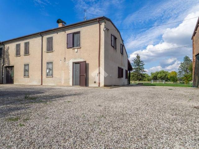 Villa Indipendente in vendita a Masi Torello, Reggio Emilia