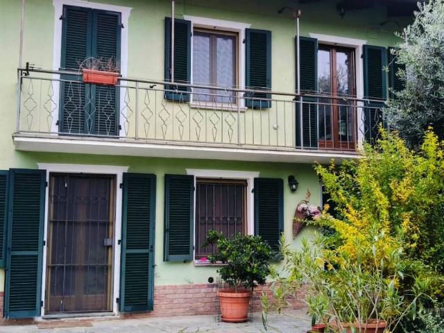Villa Indipendente in vendita a Piemonte, Alessandria