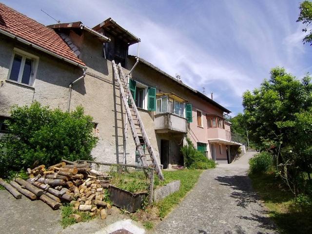 Villa Indipendente in vendita a Masone, Liguria